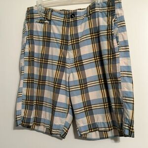Casual plaid shorts with four pockets